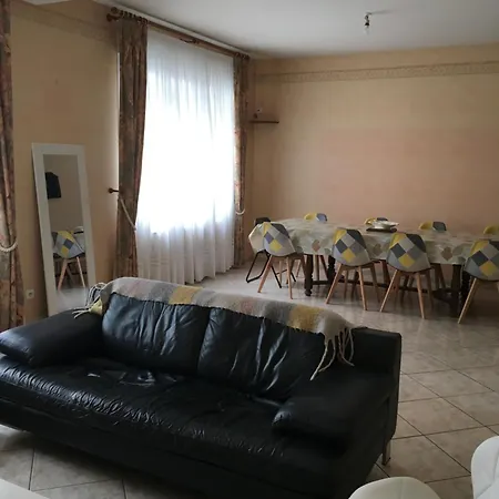 Holiday home Agreable Maison Pons