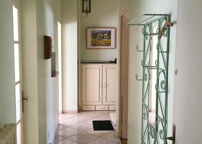 Holiday home Agreable Maison Pons