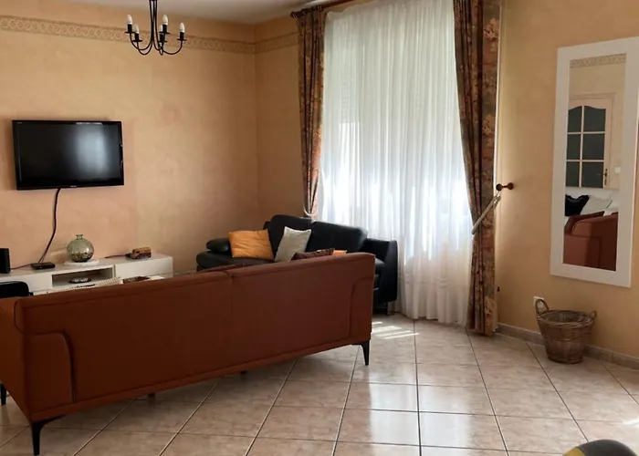 Holiday home Agreable Maison Pons