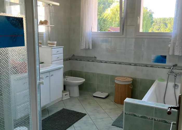 Holiday home Agreable Maison Pons